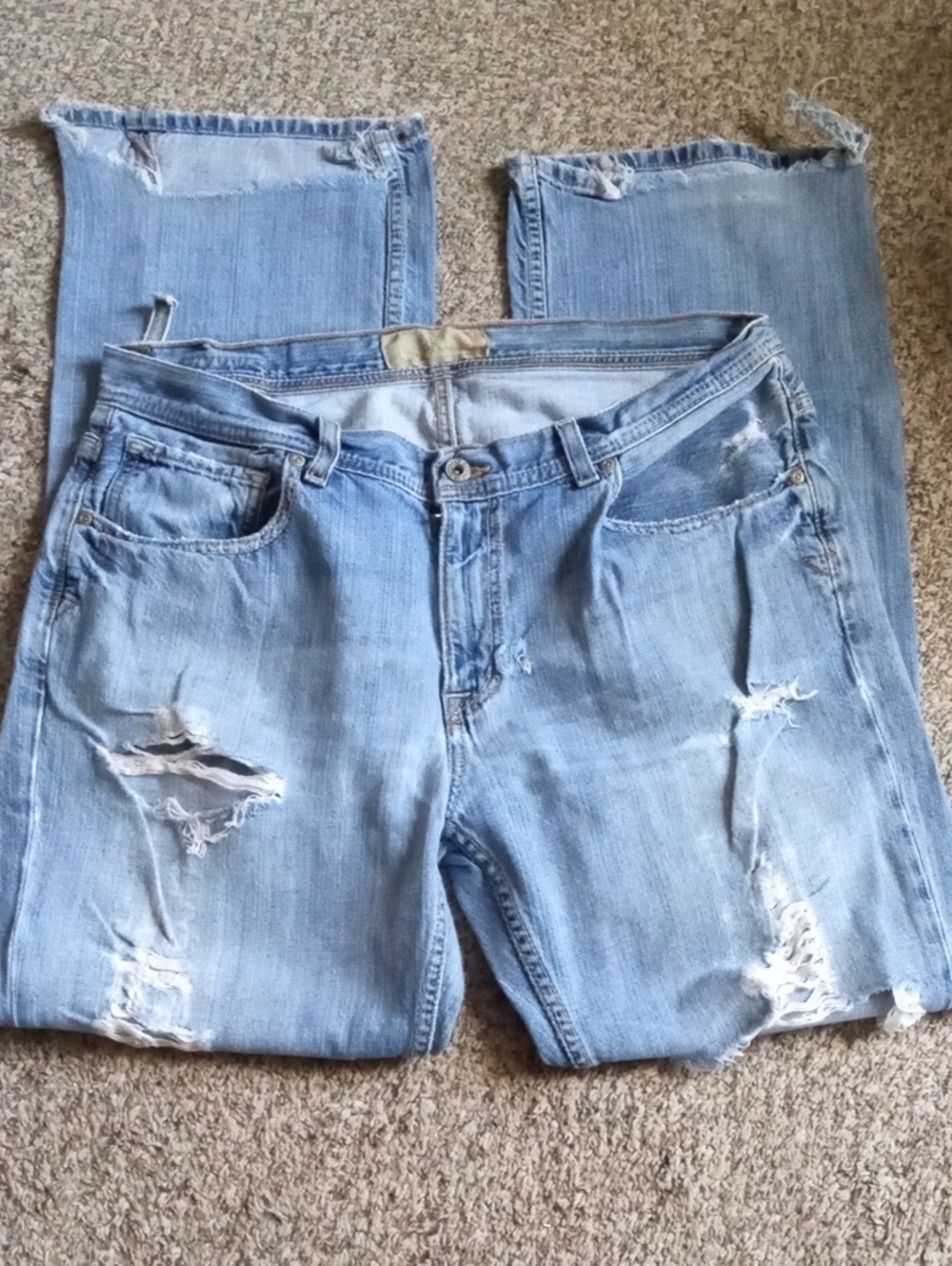 Men's BKE (Derek) Light Blue Distressed Jeans